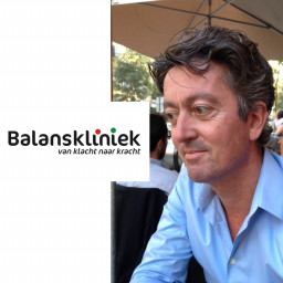 Afleveringplaatje van #156 - René Steenbeek over de kracht van haptonomie