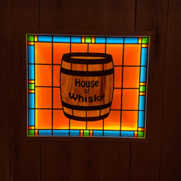 Afleveringplaatje van Drop or Dram de whisky podcast : House of whsky ....(wo)man cave extreme