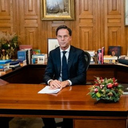 Afleveringplaatje van NieuwNieuws van de dag | 14-12-2020 - Pornhub verwijdert miljoenen video's (oh en lockdown)