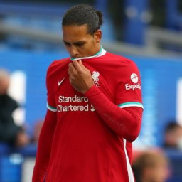 Afleveringplaatje van NieuwNieuws van de dag | 17-10-2020 - Van Dijk is geblesseerd