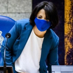 Afleveringplaatje van NieuwNieuw van de dag | 14-10-2020 - Arib wil minder demonstraties voor haar deur