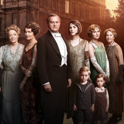 Afleveringplaatje van Stranger Things en Downton Abby | Michiel en Peters Mediatheek #20