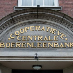 Afleveringplaatje van GeenStijl Daghap | 22-07-2022 - Ja nee toch geen sorry van de Boerenleenbank