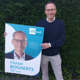 Afleveringplaatje van Achter Het Bord 7. Frank Bogaerts