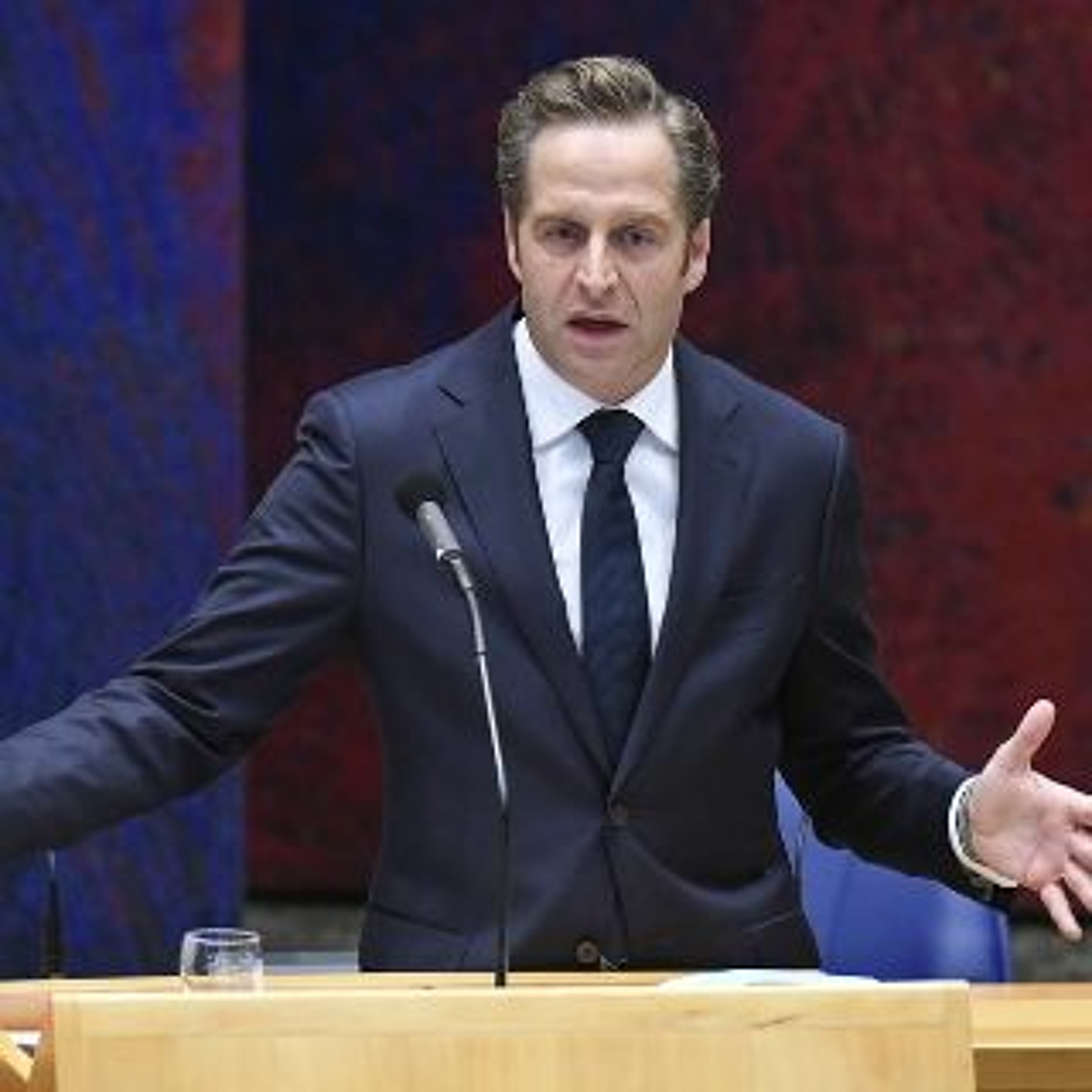 Afleveringplaatje van NieuwNieuws van de dag | 28-01-2021 - Corona-aanpak nu ook bewezen niet fraai
